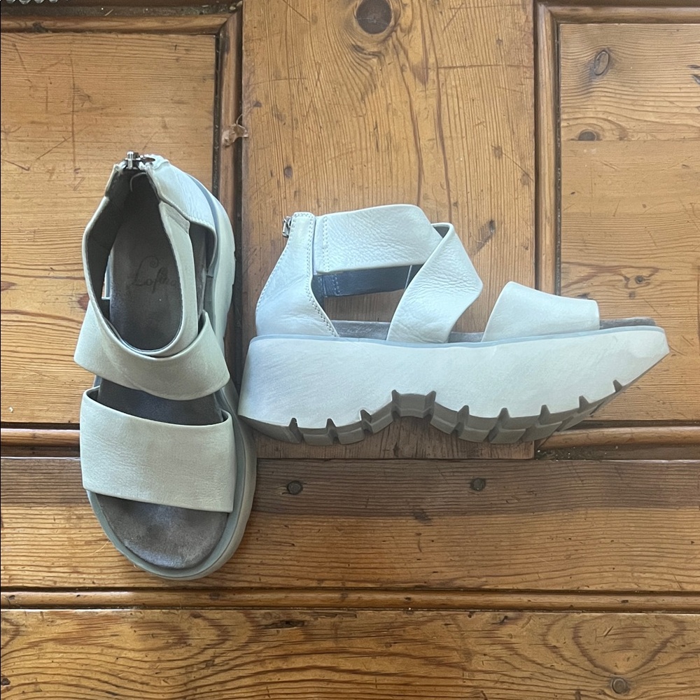 L'ATISTE Gray Chunky Sandals